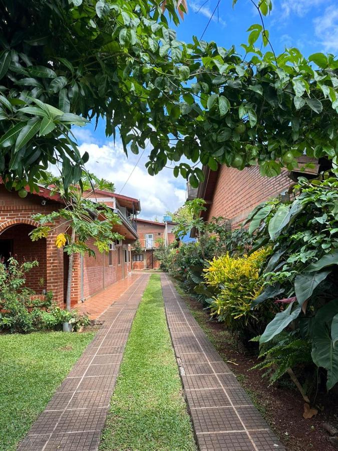 Cabanas Dorys Cataratas Del Iguazu Puerto Iguazú Eksteriør billede